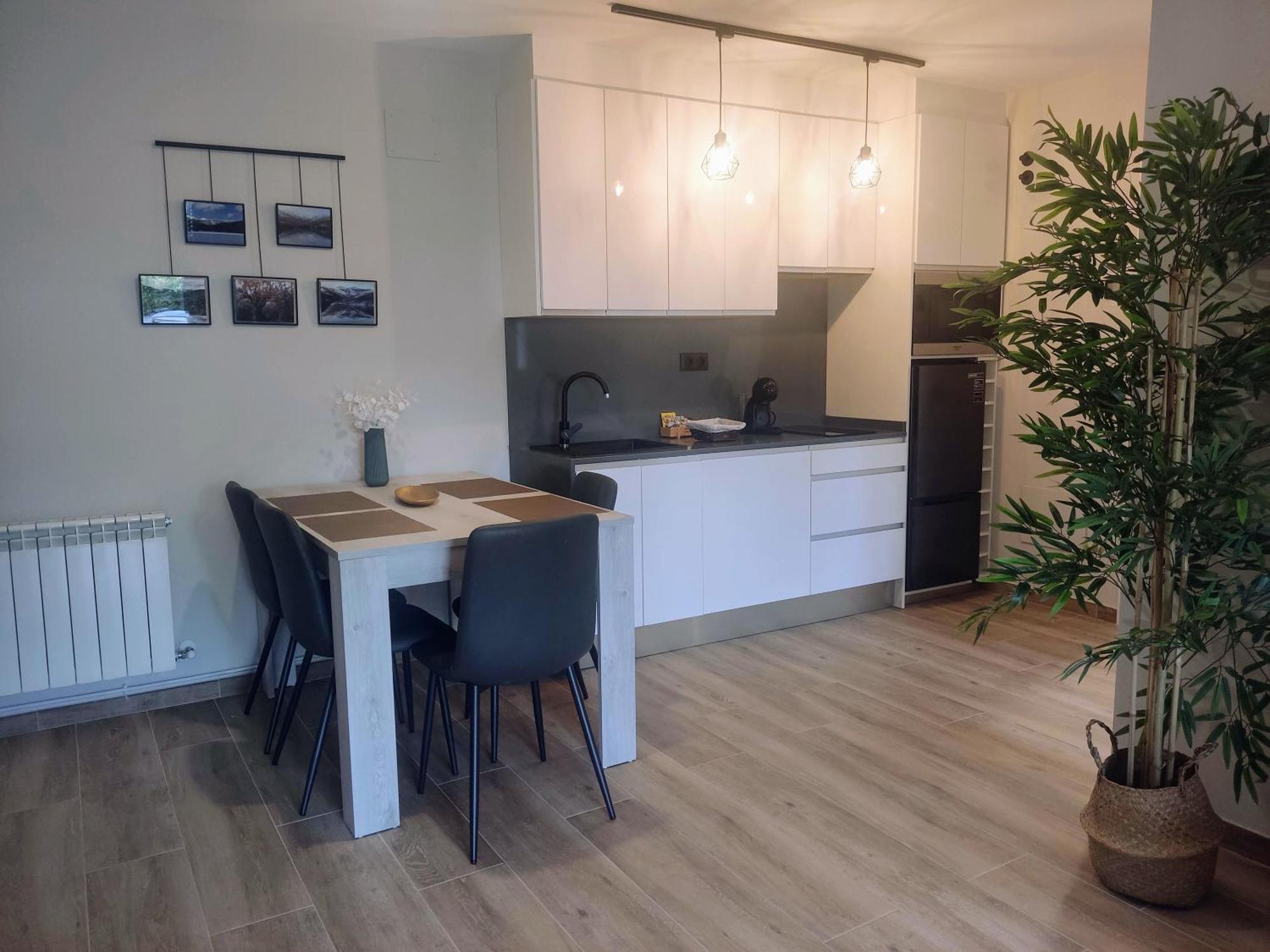 Rincones De Riaza Solo Adultos Guest House ภายนอก รูปภาพ