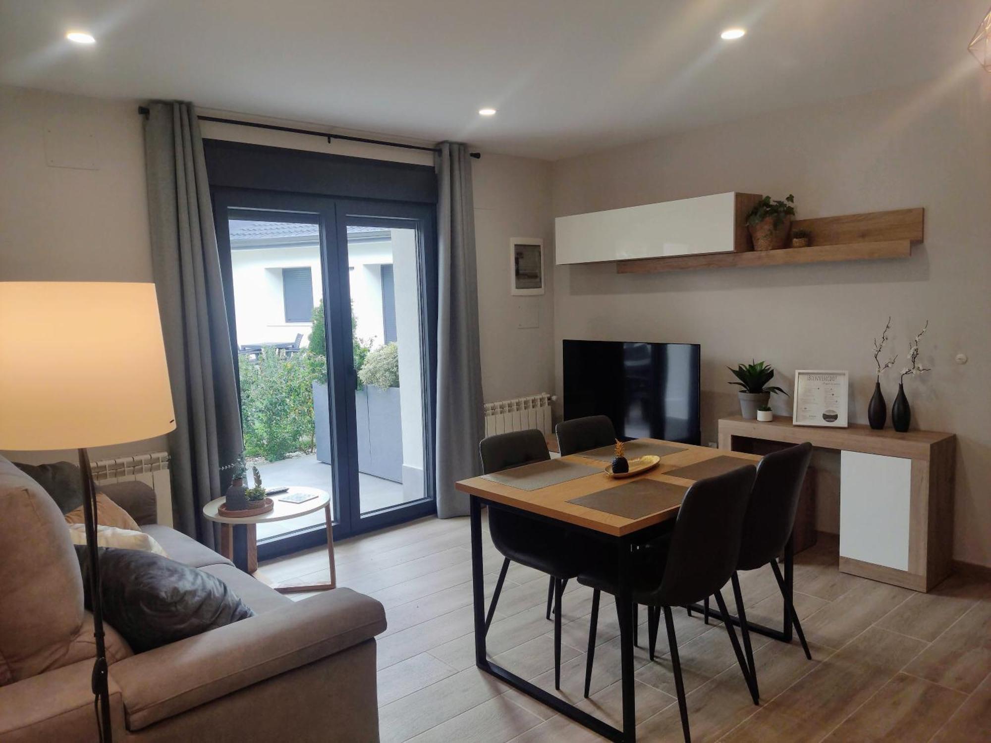 Rincones De Riaza Solo Adultos Guest House ภายนอก รูปภาพ